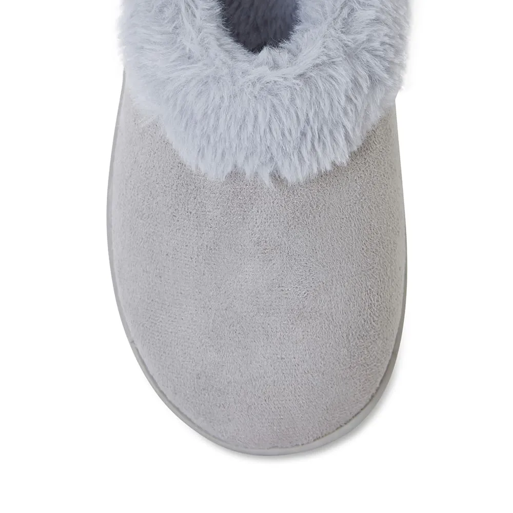 Sundae Slipper in Grey Fabric