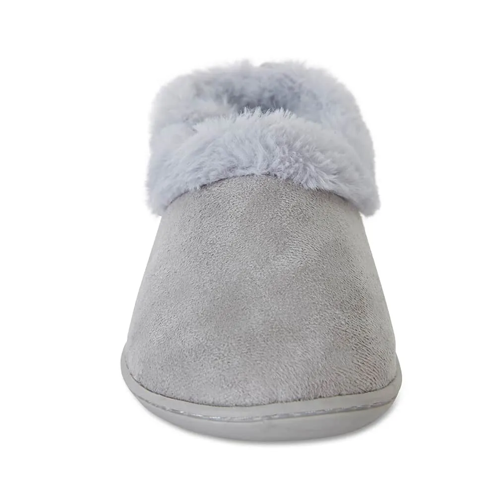 Sundae Slipper in Grey Fabric