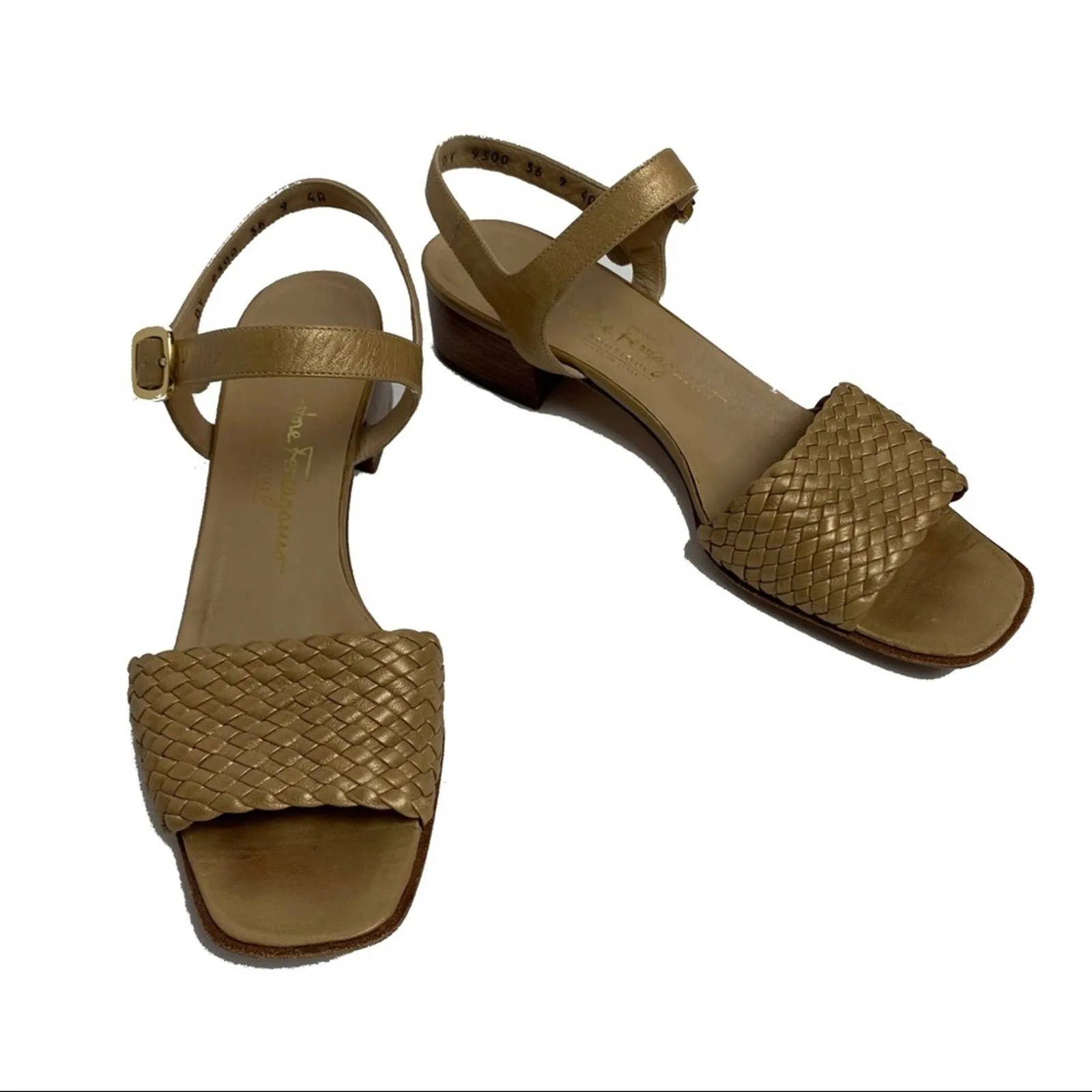 Vintage Salvatore Ferragamo tan metallic leather woven block heel sandals 9