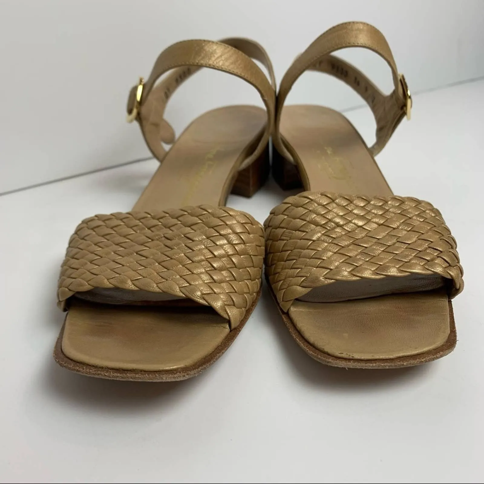 Vintage Salvatore Ferragamo tan metallic leather woven block heel sandals 9